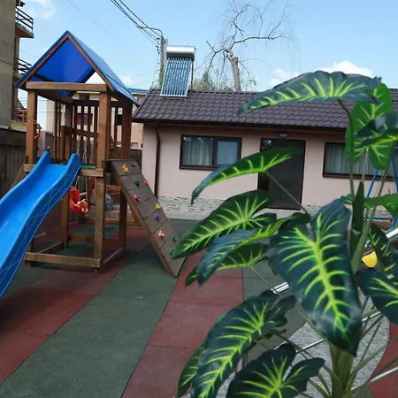Casa Robert Si Razvan